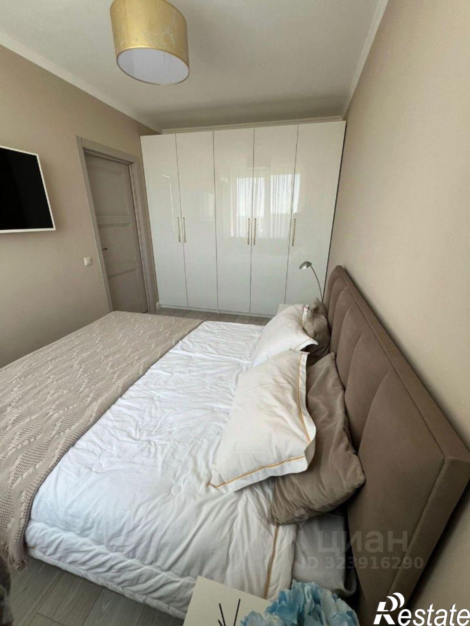 Сдать квартиру за 60 000 рублей на улица Тельмана, 110 с2