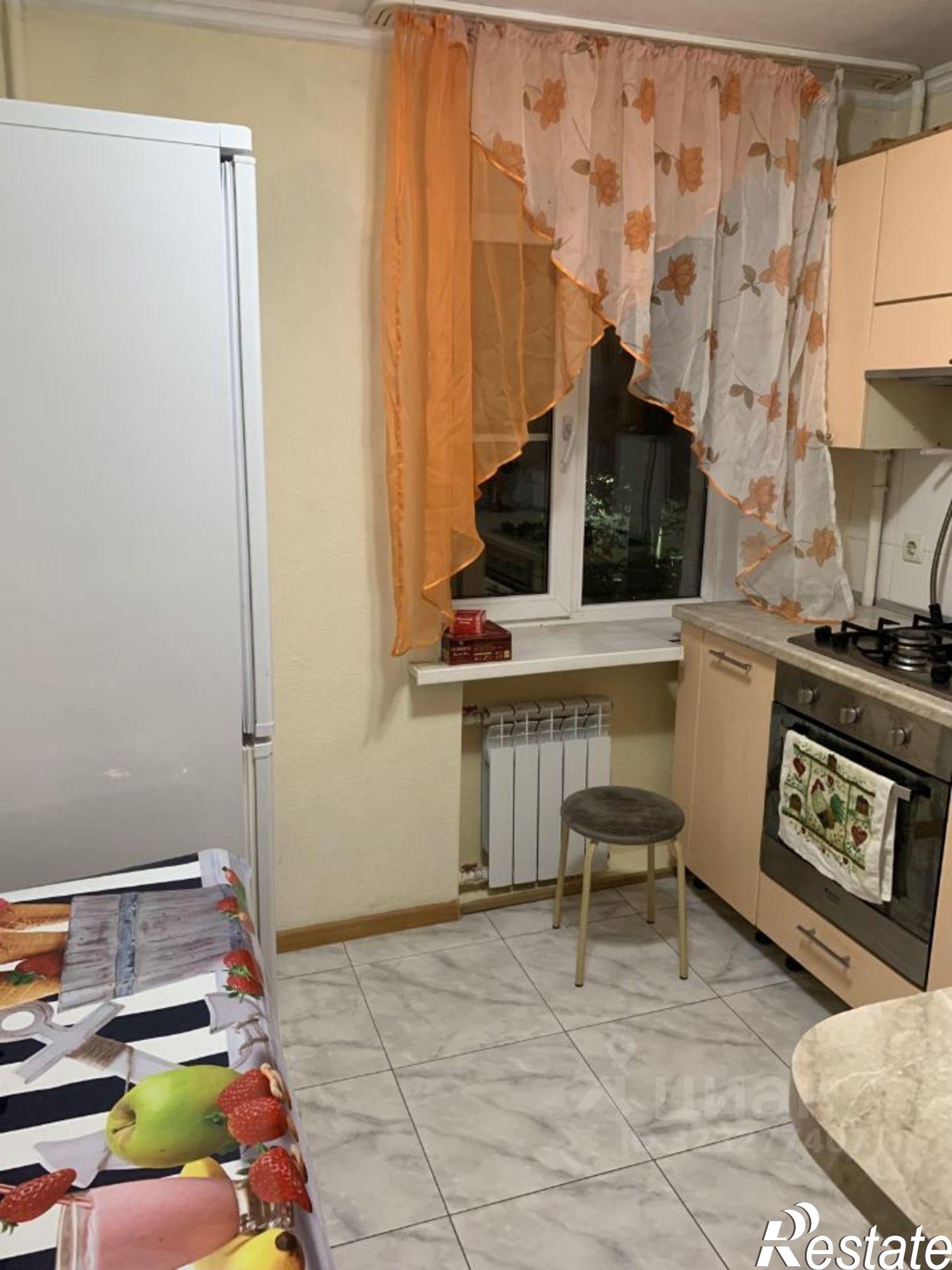 Сдать квартиру за 30 000 рублей на ул Новаторов, 10