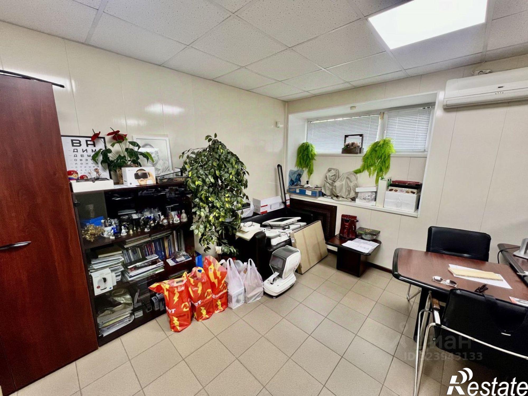 Купить офис, помещение под офис за 4 900 060 рублей на улица Ларина, 41/19