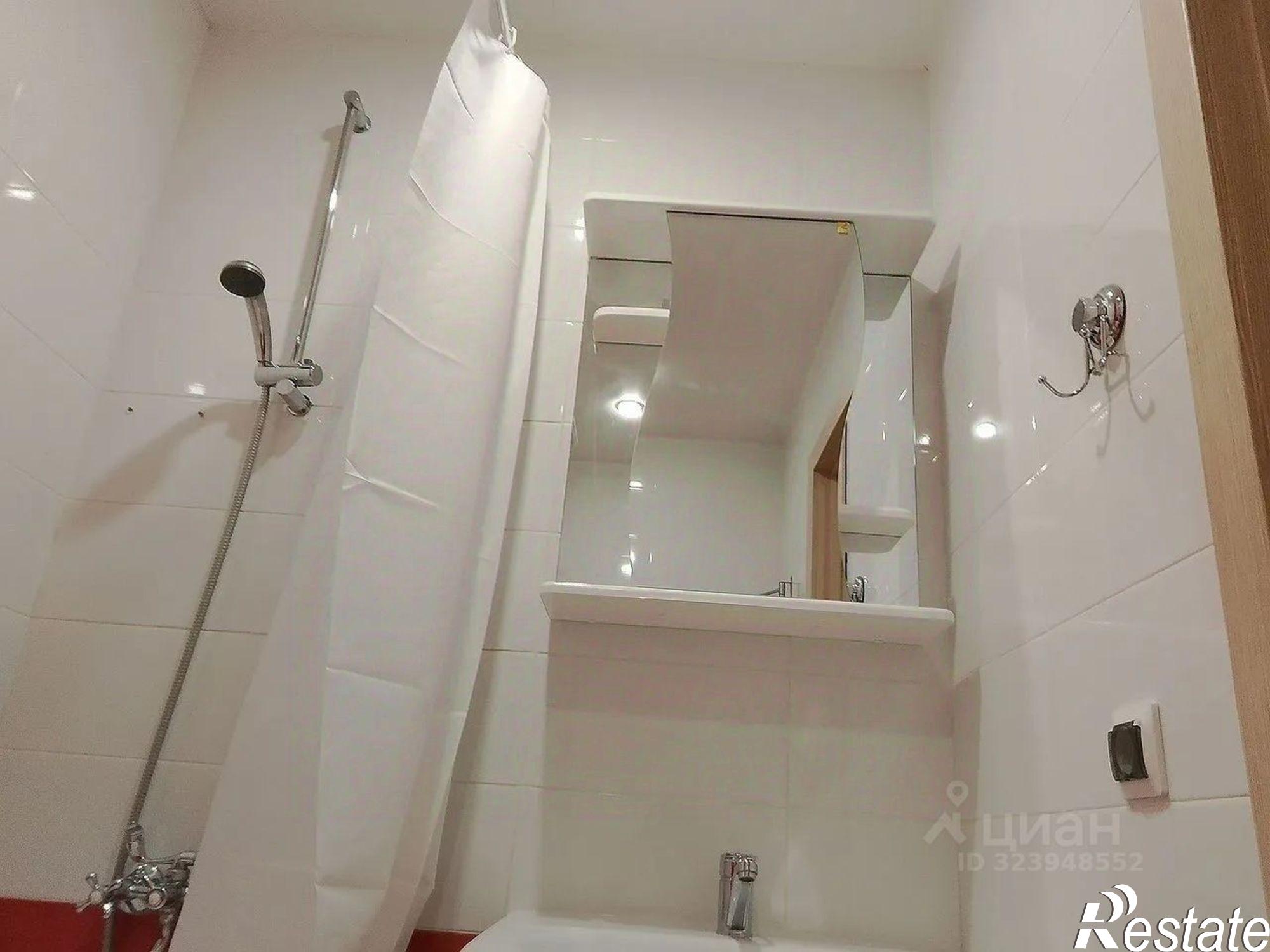 Купить квартиру за 7 200 000 рублей на проспект Стачки, 208