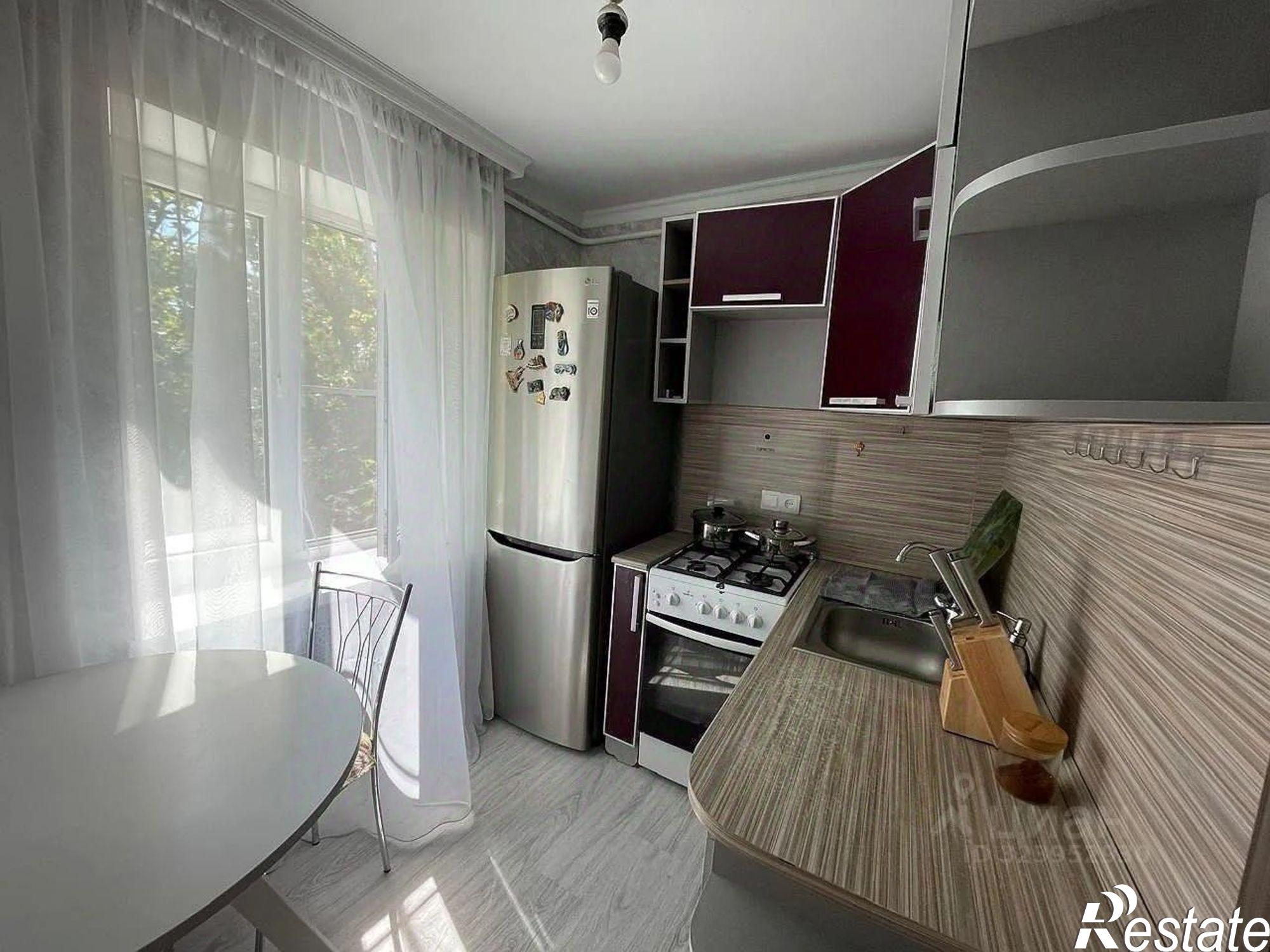 Купить квартиру за 6 000 000 рублей на проспект Стачки, 193