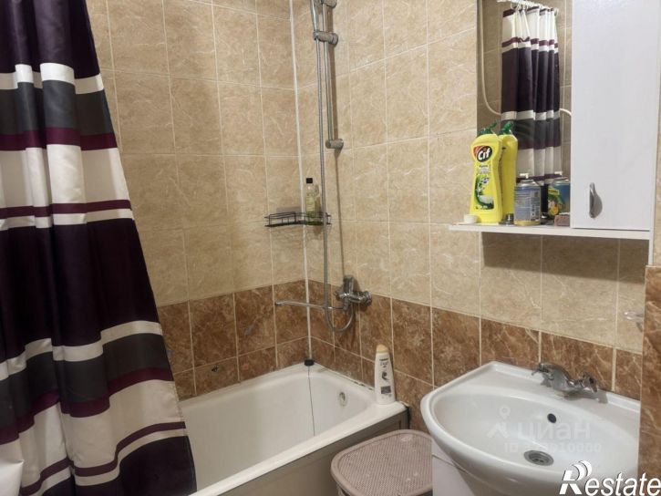 2-комн квартира проспект Космонавтов, 20,  д. 20