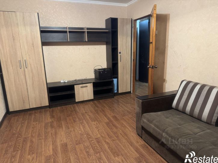 2-комн квартира проспект Космонавтов, 20,  д. 20