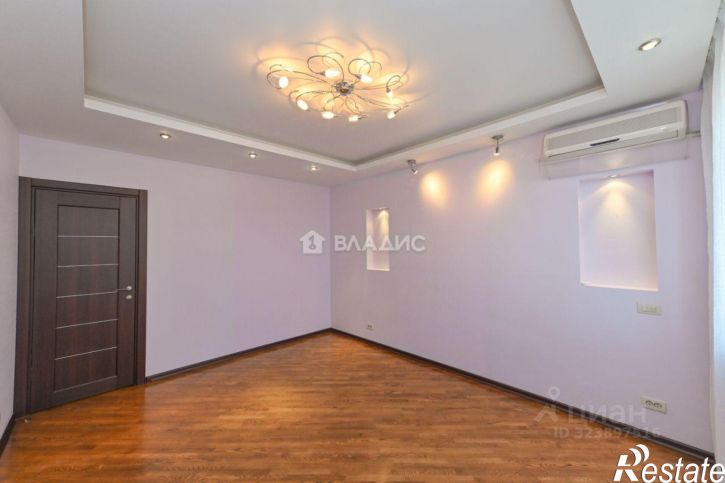 2-комн квартира улица Зорге, 11/1,  д. 11/1