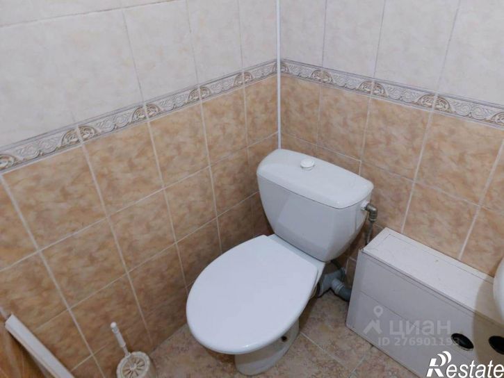 3-комн квартира улица Малиновского, 8,  д. 8