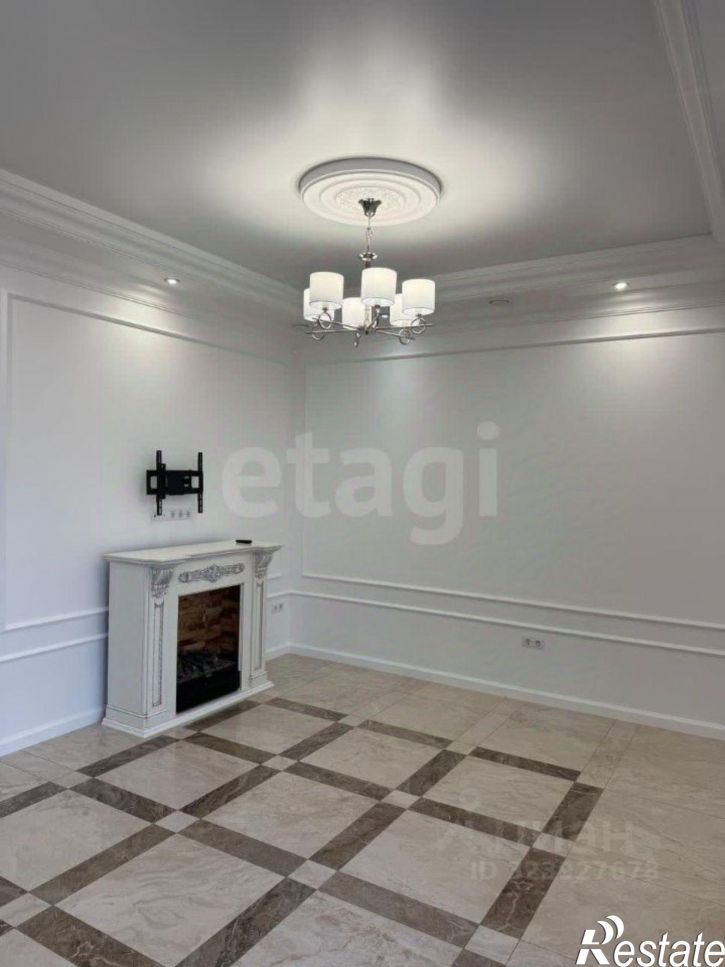 3-комн квартира улица Варфоломеева, 222А,  д. 222А