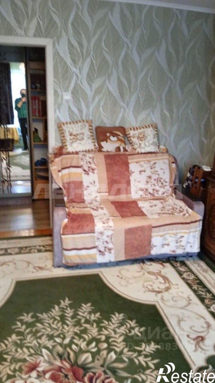 2-комн квартира пр-кт 40-летия Победы, 69/8,  д. 69/8