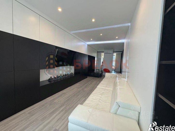 3-комн квартира Кировский проспект, 69,  д. 69