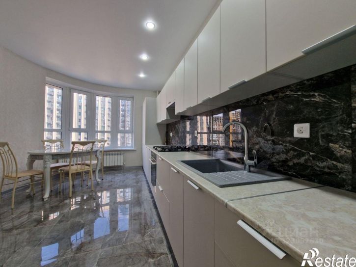 3-комн квартира улица Бориса Слюсаря, 15 с1,  д. 15 с1