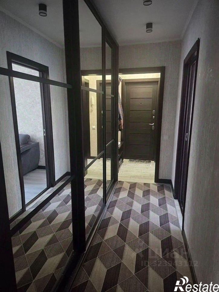 3-комн квартира ул Малиновского, 44,  д. 44