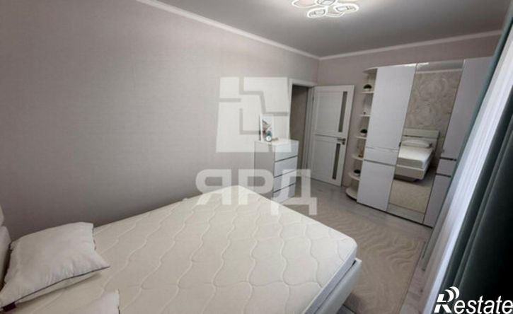 3-комн квартира б-р Комарова, 18/3,  д. 18/3