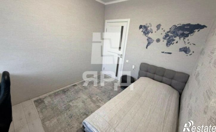 3-комн квартира б-р Комарова, 18/3,  д. 18/3