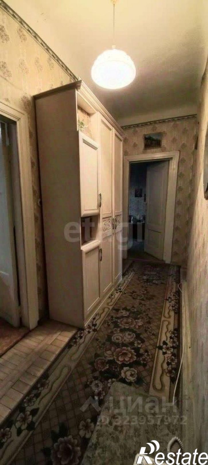 2-комн квартира ул 20-я линия, 76/88,  д. 76/88