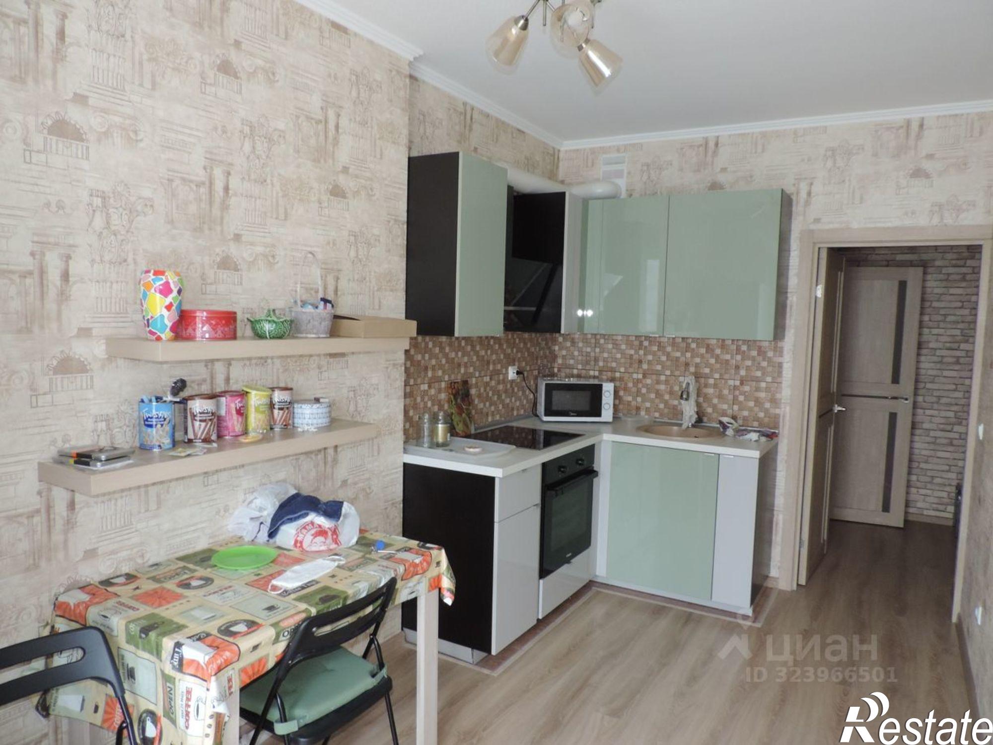 Сдать квартиру за 40 000 рублей на улица Закруткина, 61