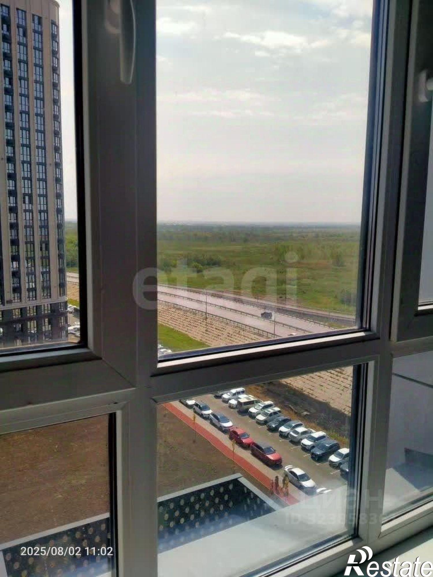 Купить квартиру за 5 900 000 рублей на улица Бориса Слюсаря, 21 с2