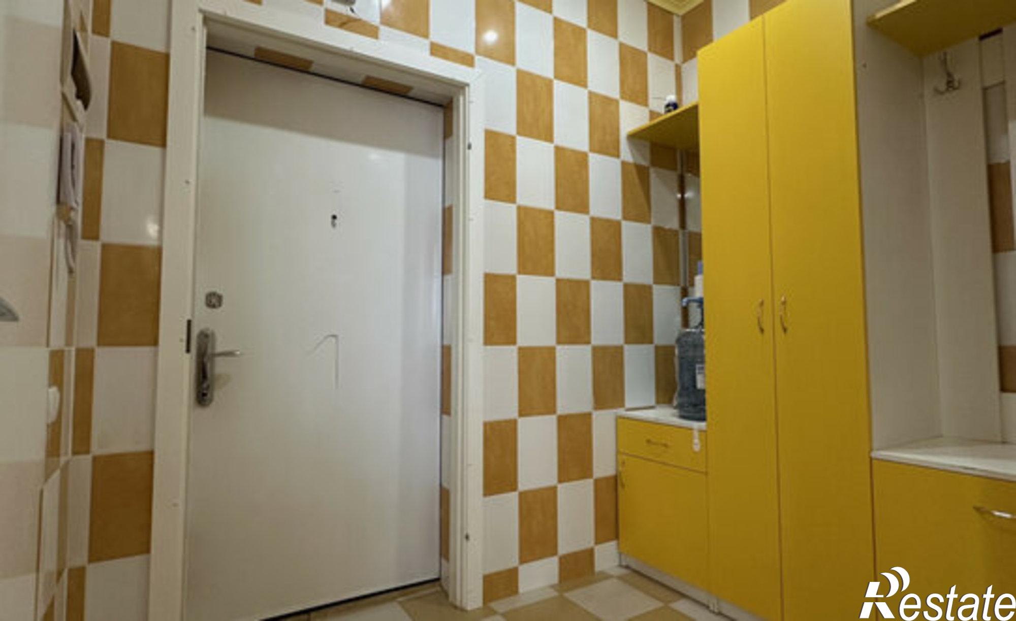 Купить квартиру за 8 500 000 рублей на Доломановский пер, 43/11