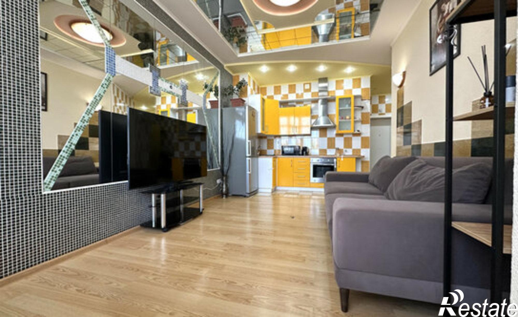 Купить квартиру за 8 500 000 рублей на Доломановский пер, 43/11