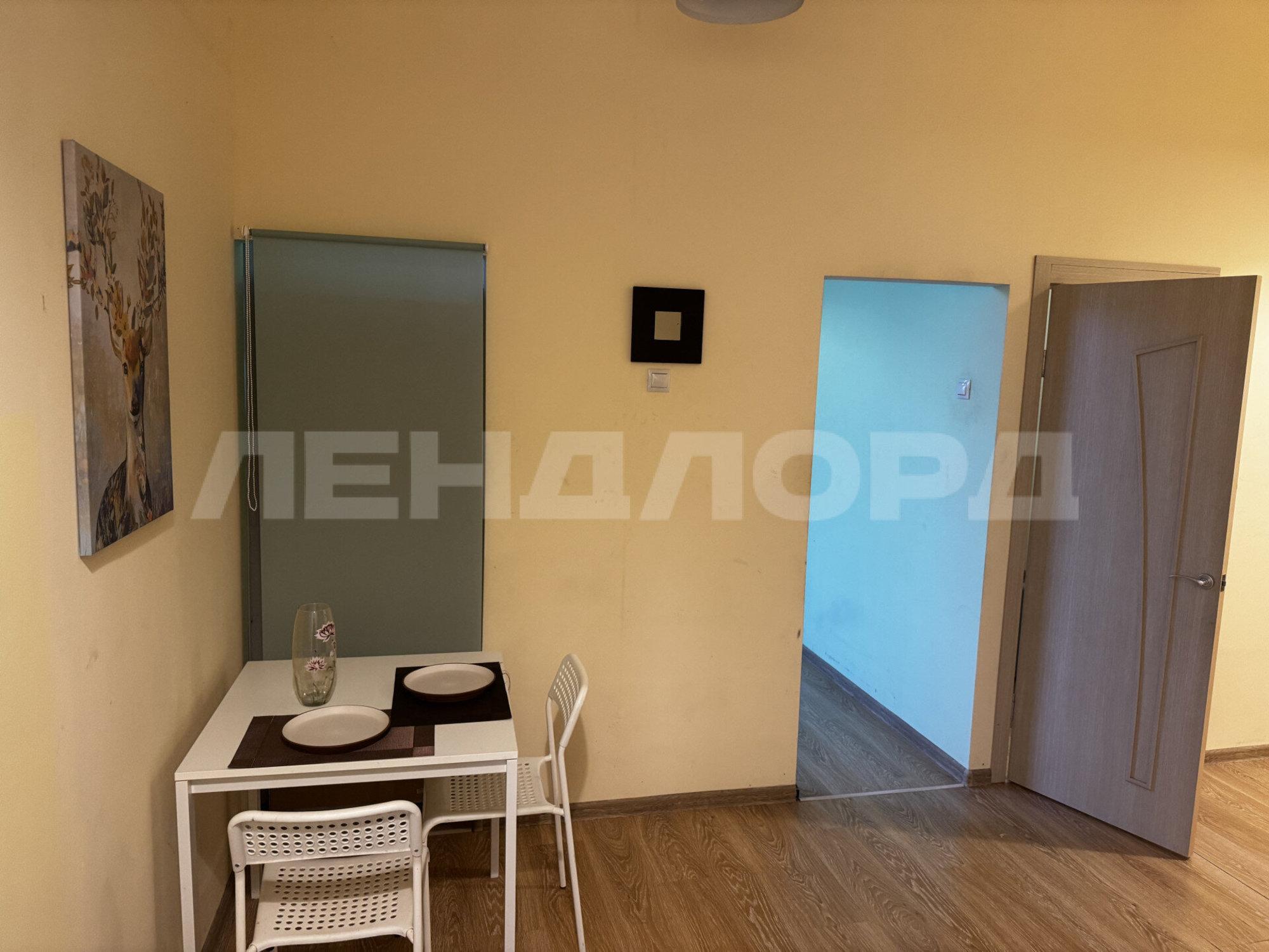 Купить квартиру за 2 990 000 рублей на Сейнерная улица, 35/7