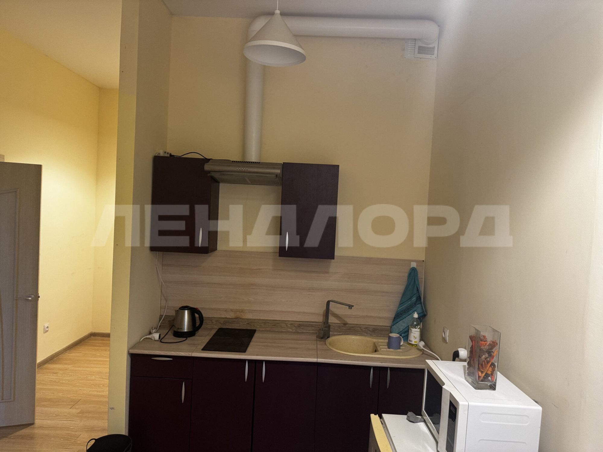 Купить квартиру за 2 990 000 рублей на Сейнерная улица, 35/7