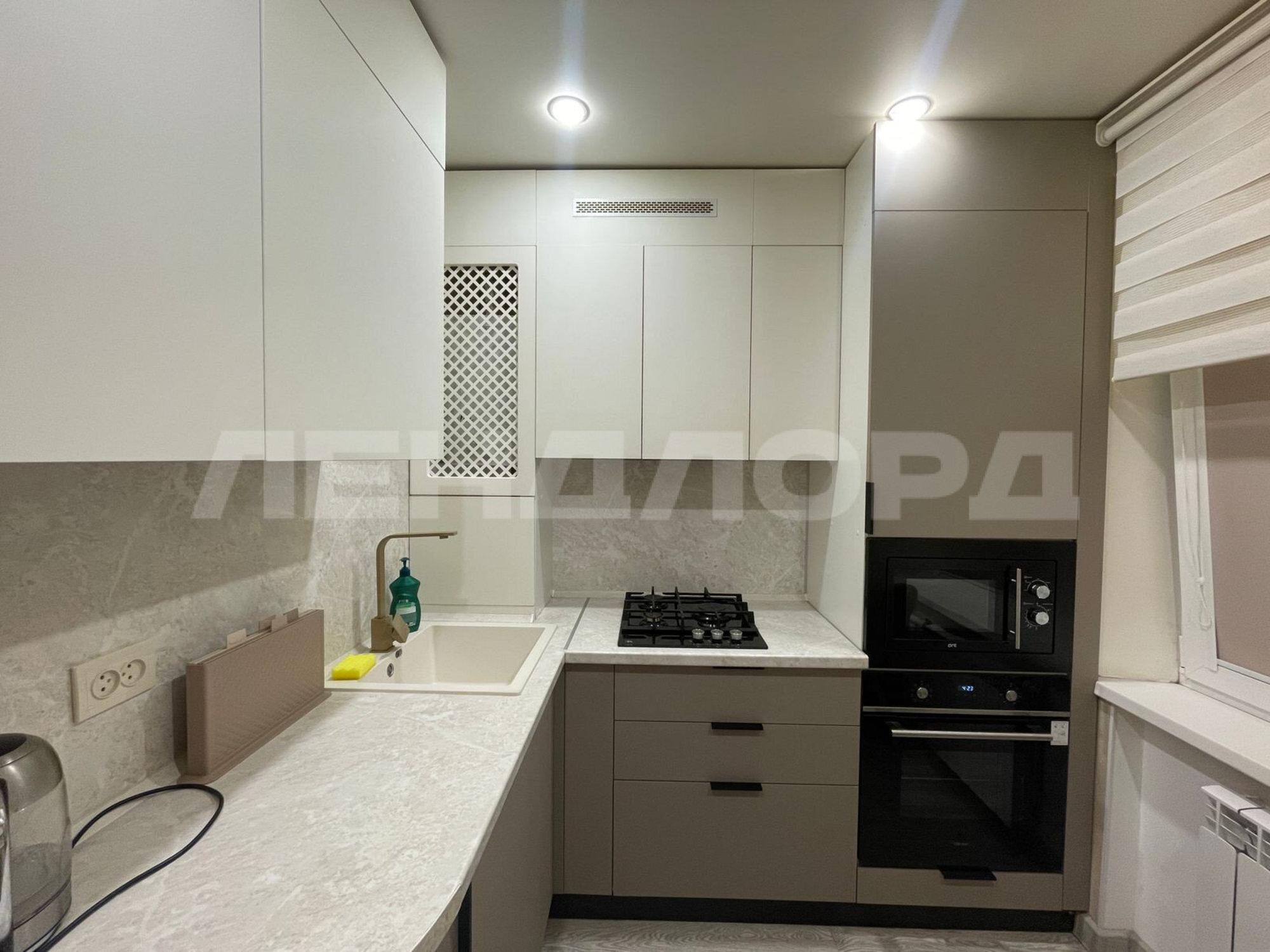 Купить квартиру за 5 200 000 рублей на улица Оганова, 8/1