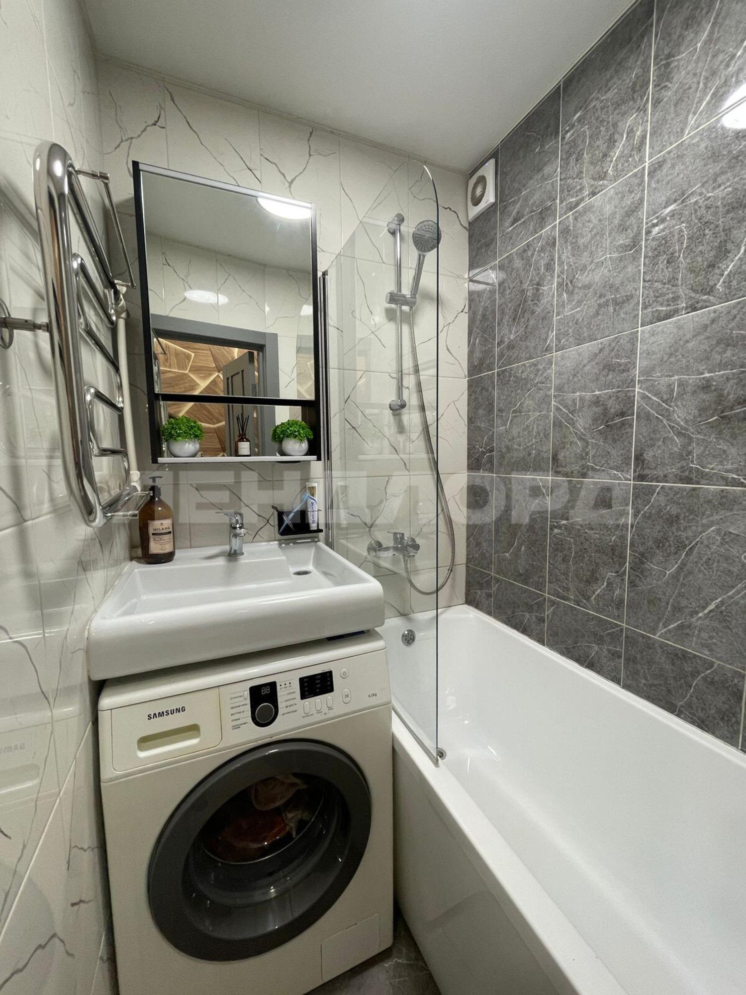 Купить квартиру за 5 200 000 рублей на улица Оганова, 8/1