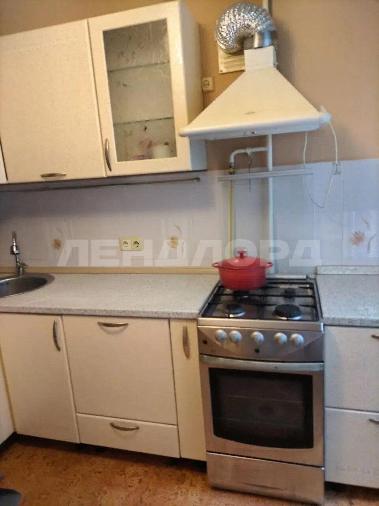 Купить квартиру за 5 250 000 рублей на Жлобинский переулок, 25