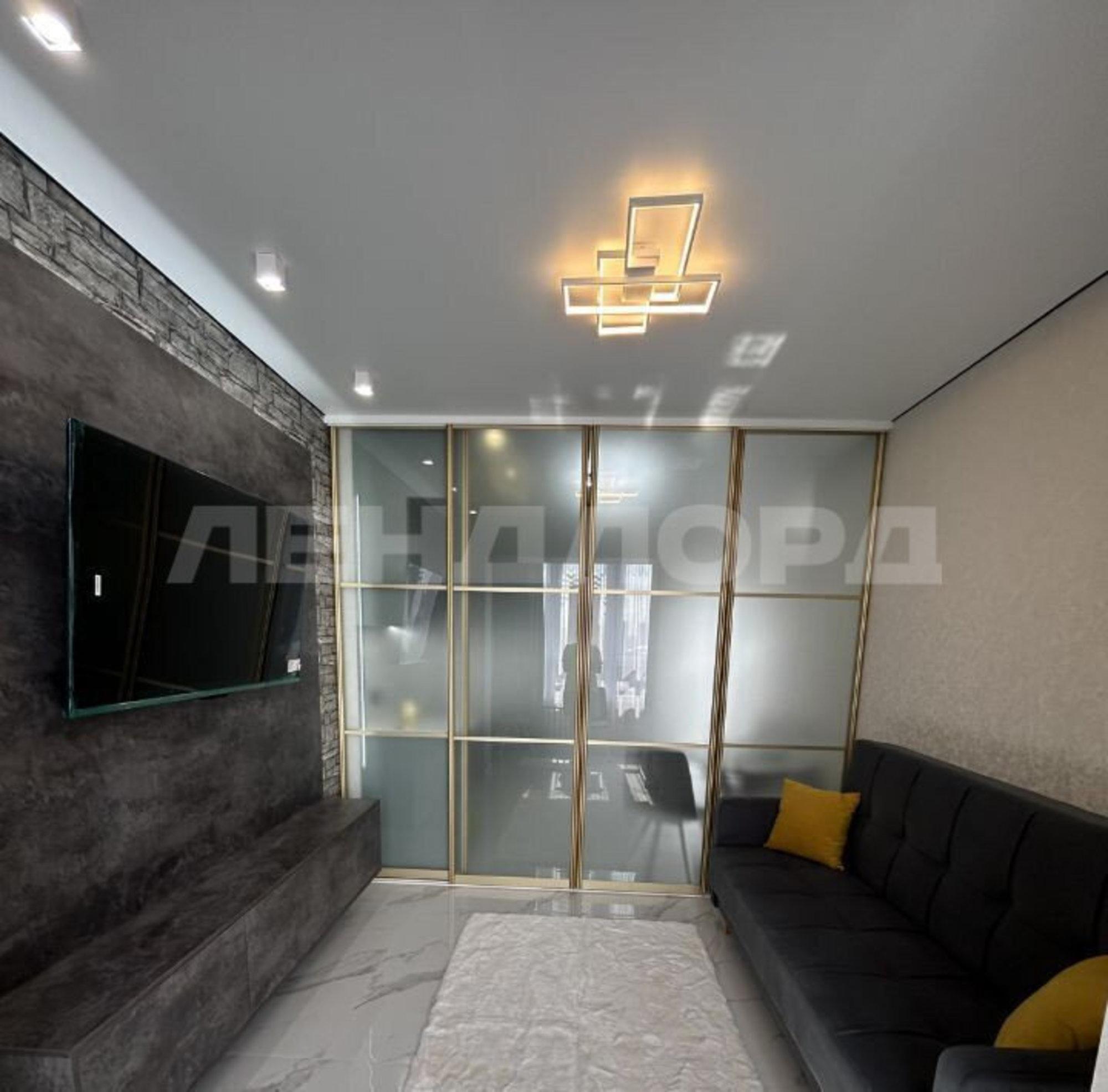 Купить квартиру за 12 550 000 рублей на Ворошиловский проспект, 82/4