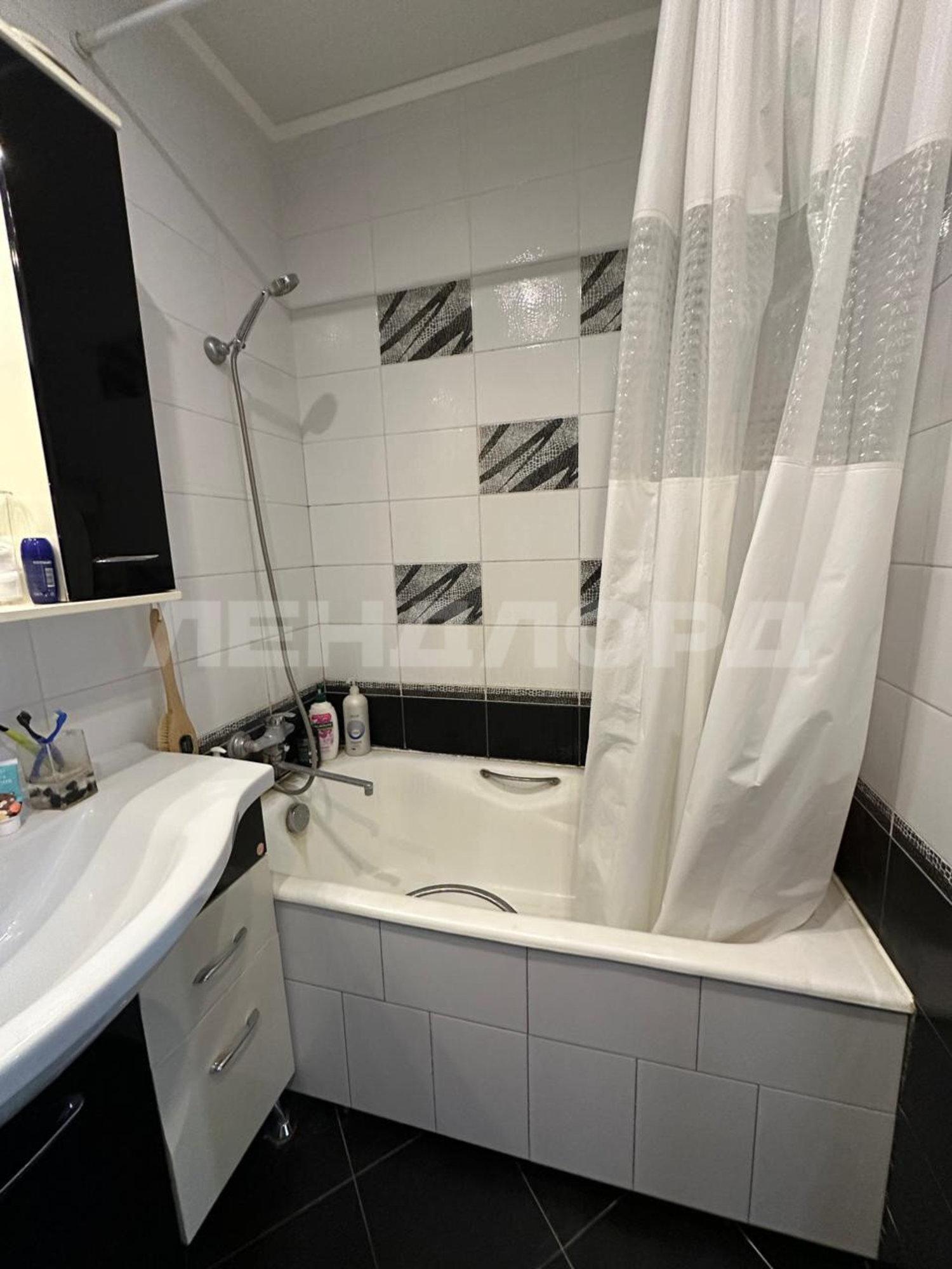 Купить квартиру за 6 050 000 рублей на улица Штахановского, 21