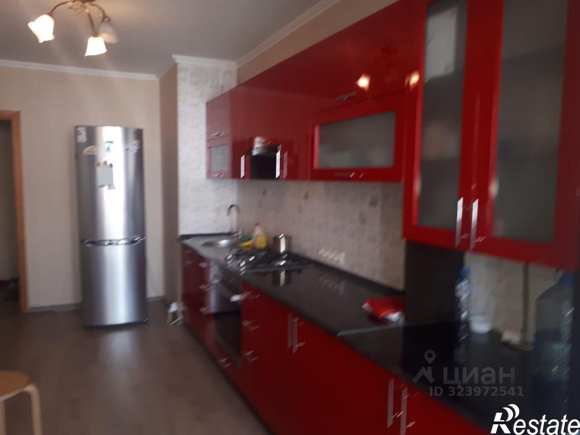 Сдать квартиру за 28 000 рублей на проспект Королёва, 1/7