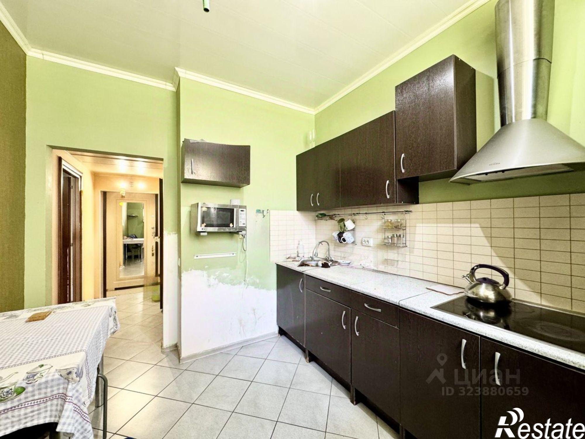 Купить квартиру за 2 700 000 рублей на Поливная улица, 21/21