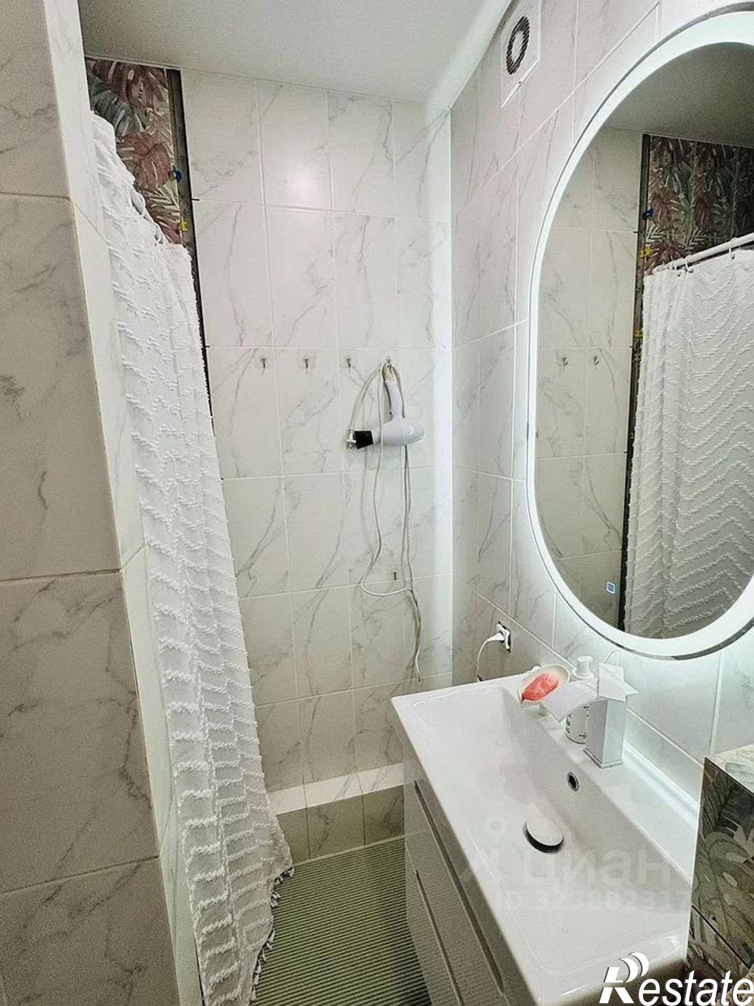 Купить квартиру за 4 700 000 рублей на улица Веры Пановой, 37