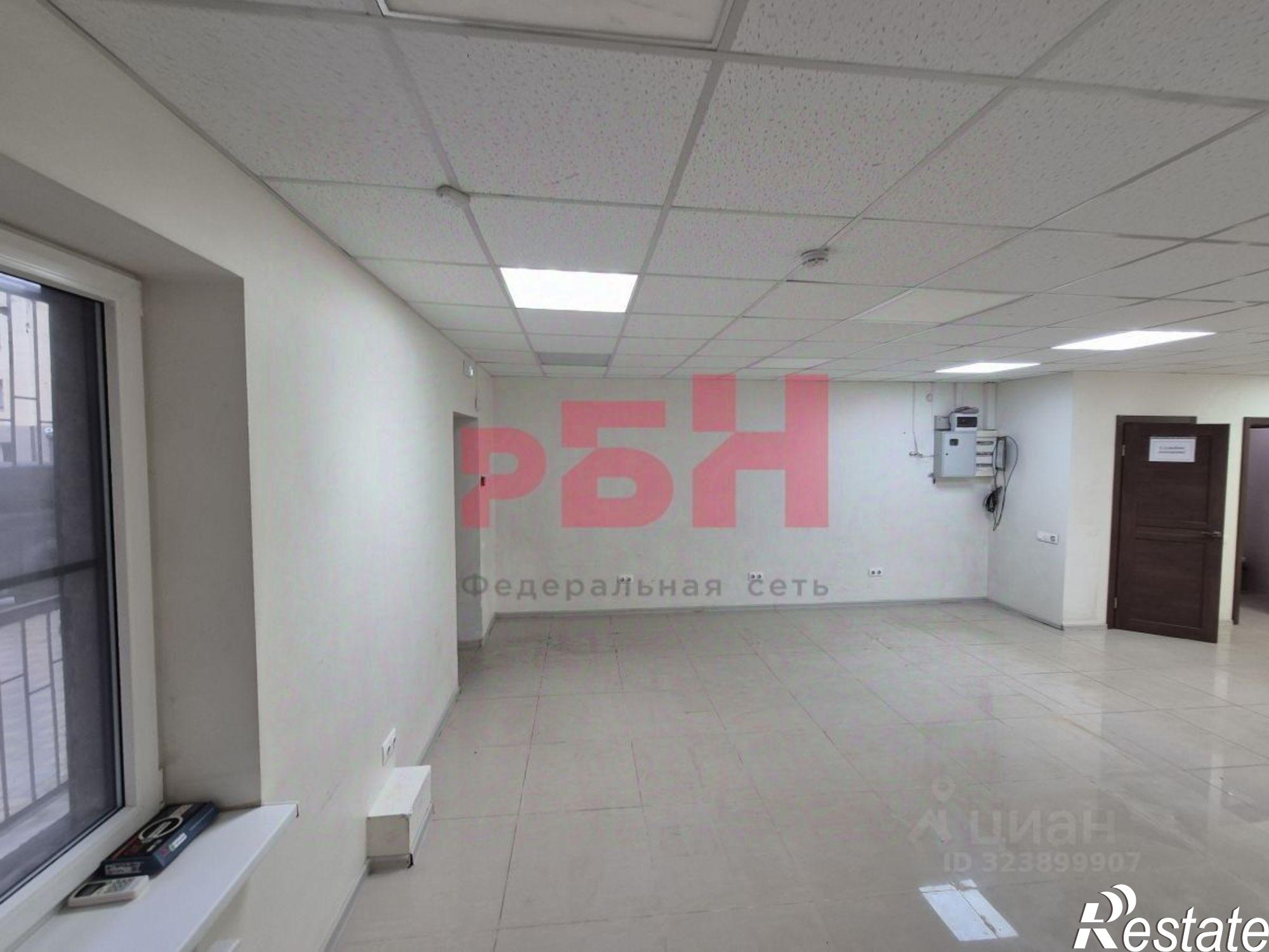 Купить торговое помещение за 10 424 200 рублей на ул Малиновского, 66/1