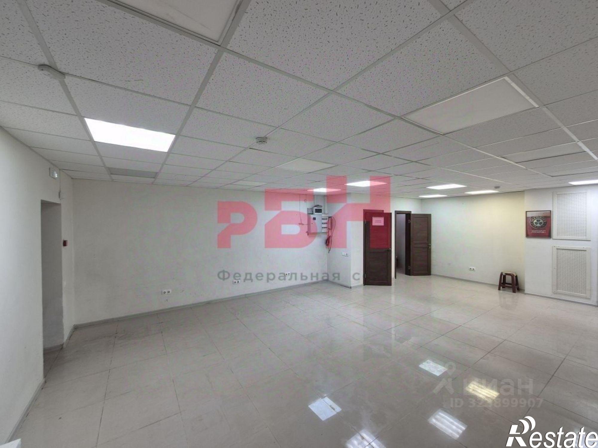 Купить торговое помещение за 10 424 200 рублей на ул Малиновского, 66/1