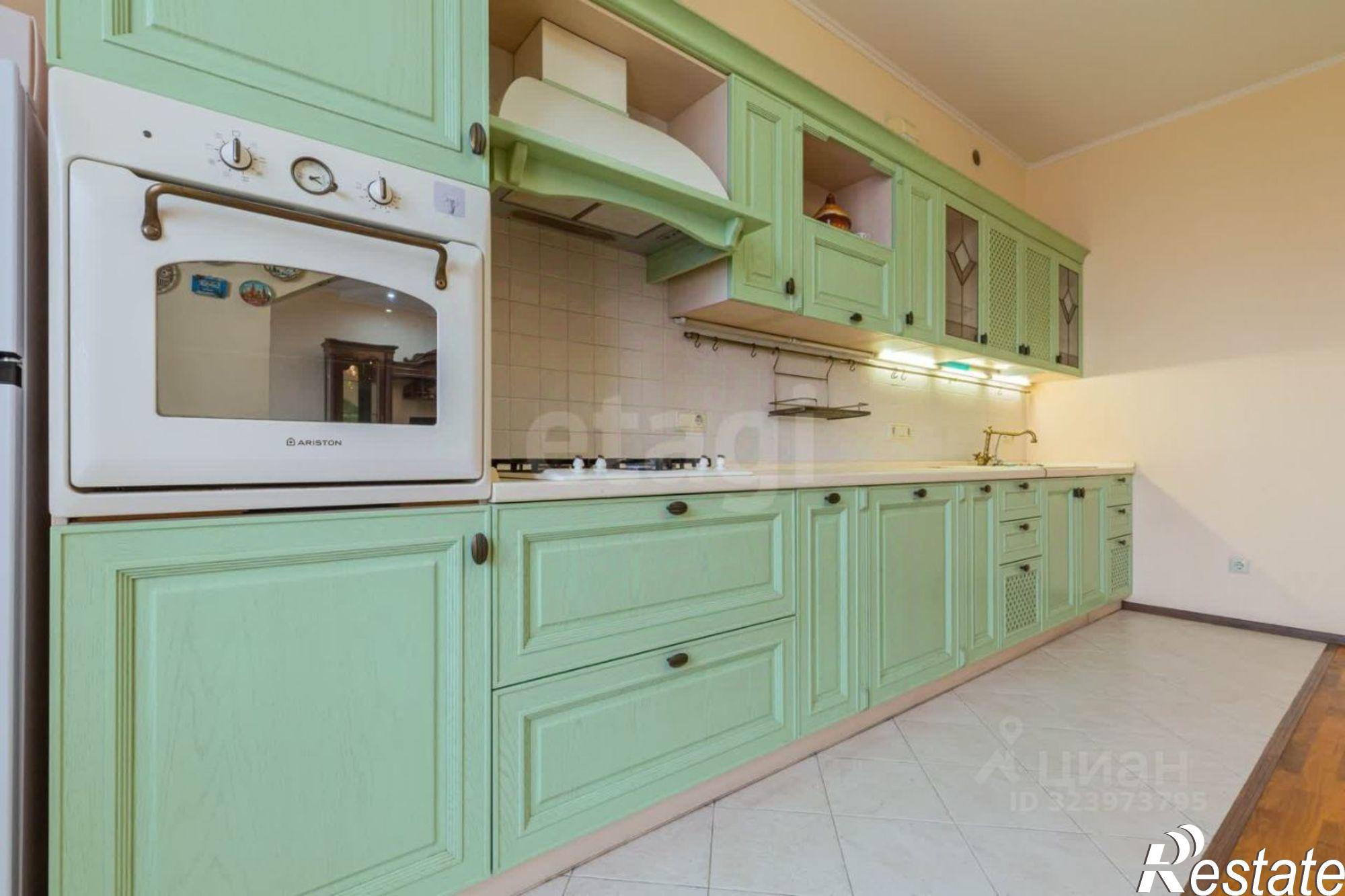 Сдать квартиру за 53 000 рублей на улица Максима Горького, 123