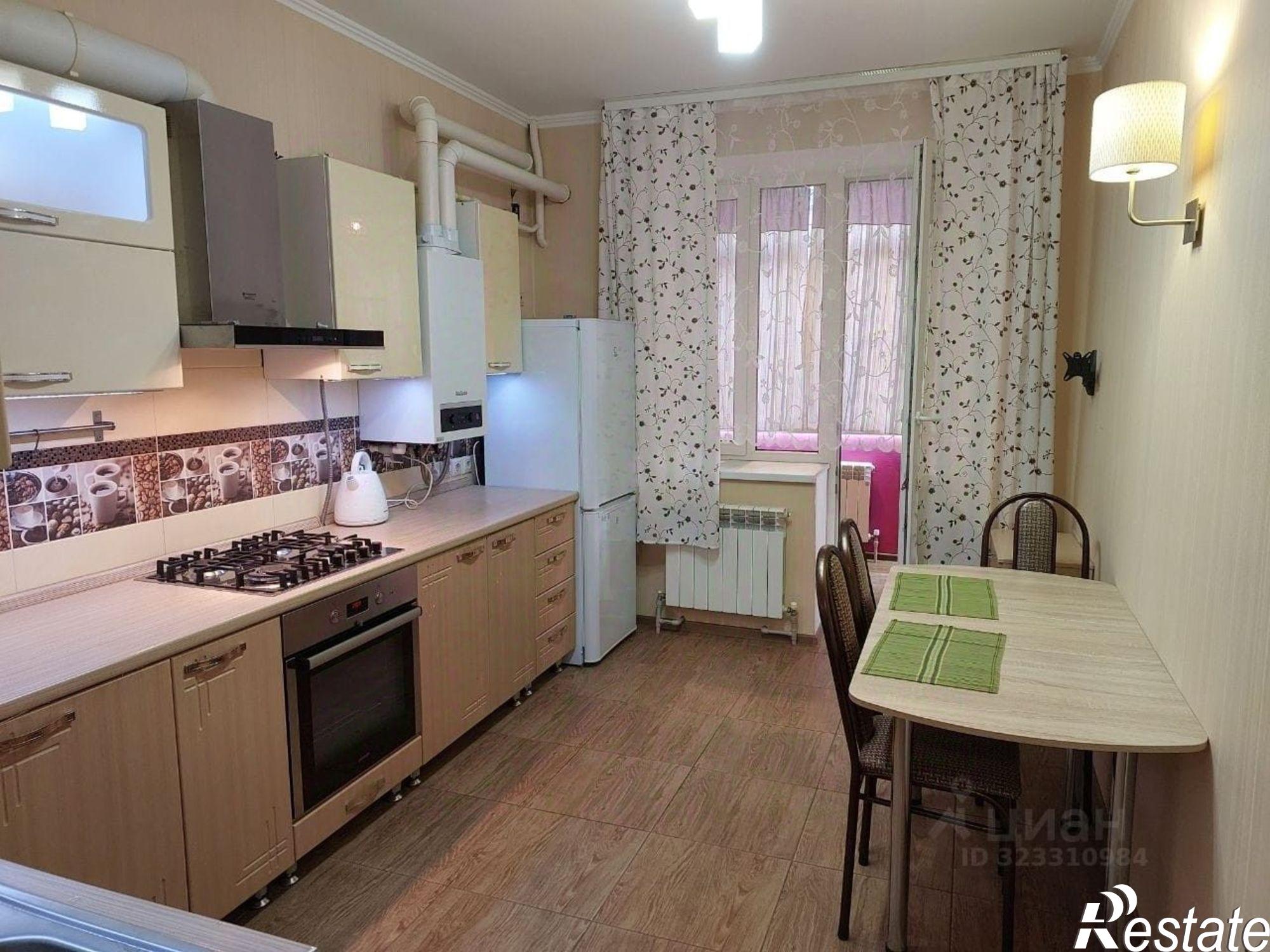 Сдать квартиру за 28 000 рублей на переулок Туроверова, 1/14