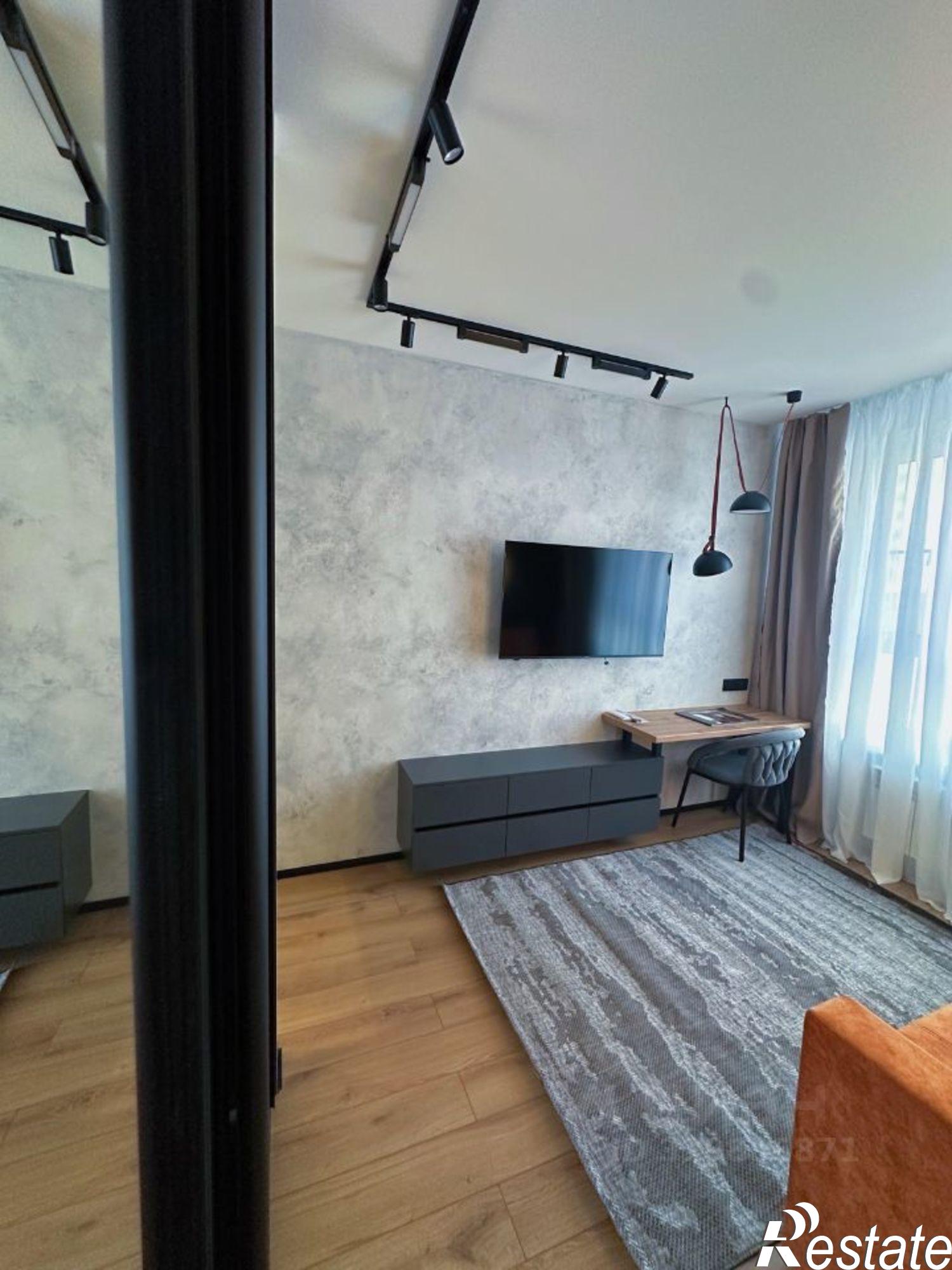 Сдать квартиру за 50 000 рублей на улица Бориса Слюсаря, 23 с2