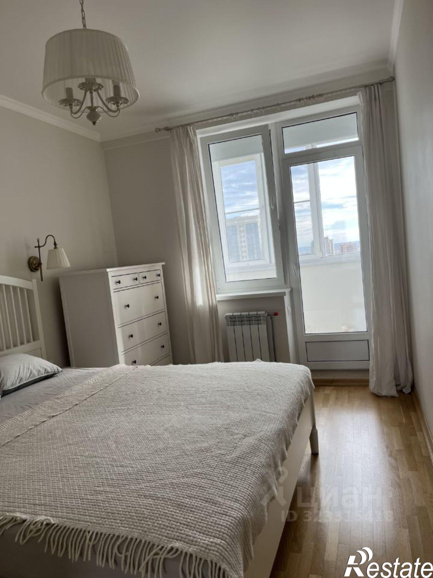 Сдать квартиру за 52 000 рублей на улица Народного Ополчения, 213