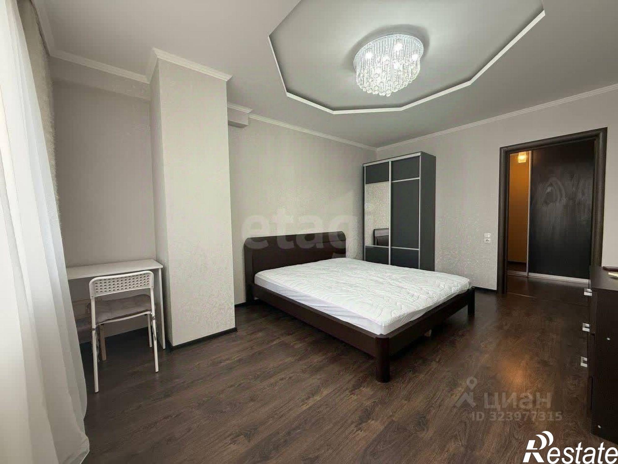 Сдать квартиру за 65 000 рублей на улица Петрашевского, 36