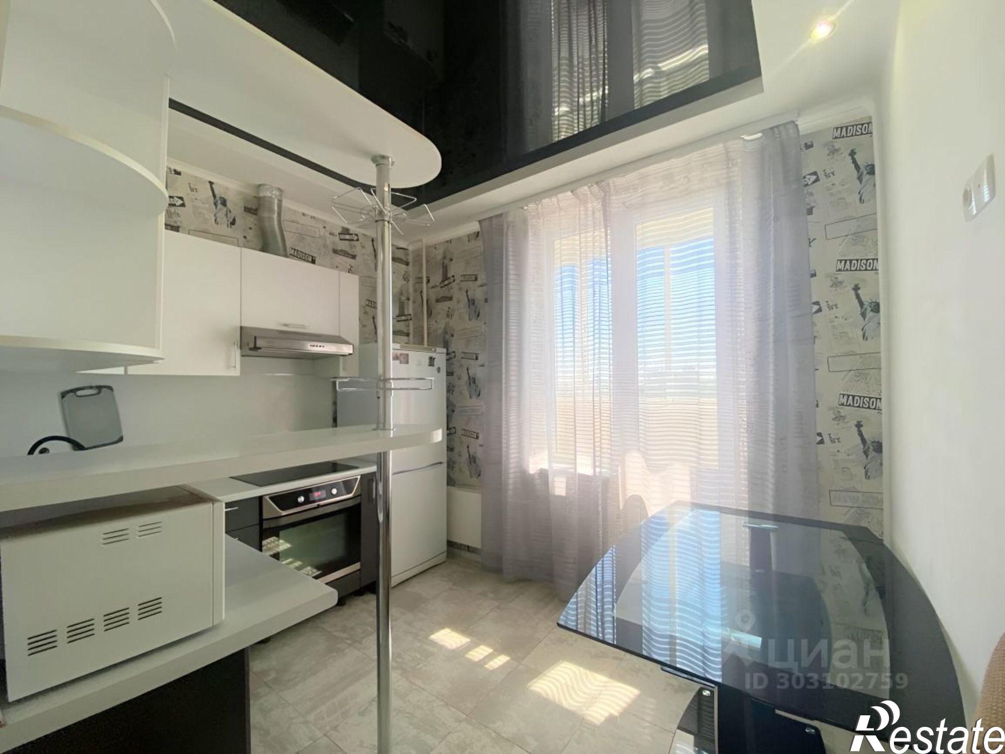 Сдать квартиру за 28 000 рублей на Суздальский пер, 23