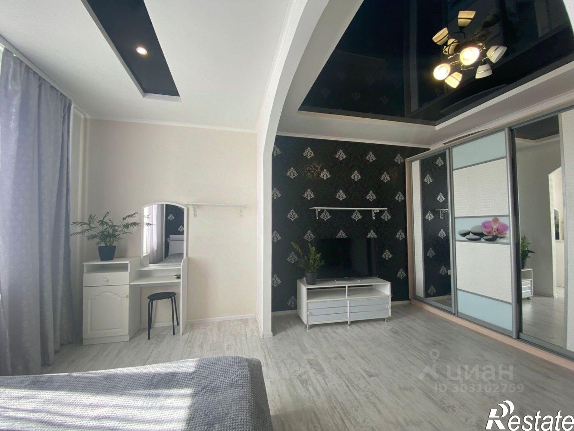 Сдать квартиру за 28 000 рублей на Суздальский пер, 23