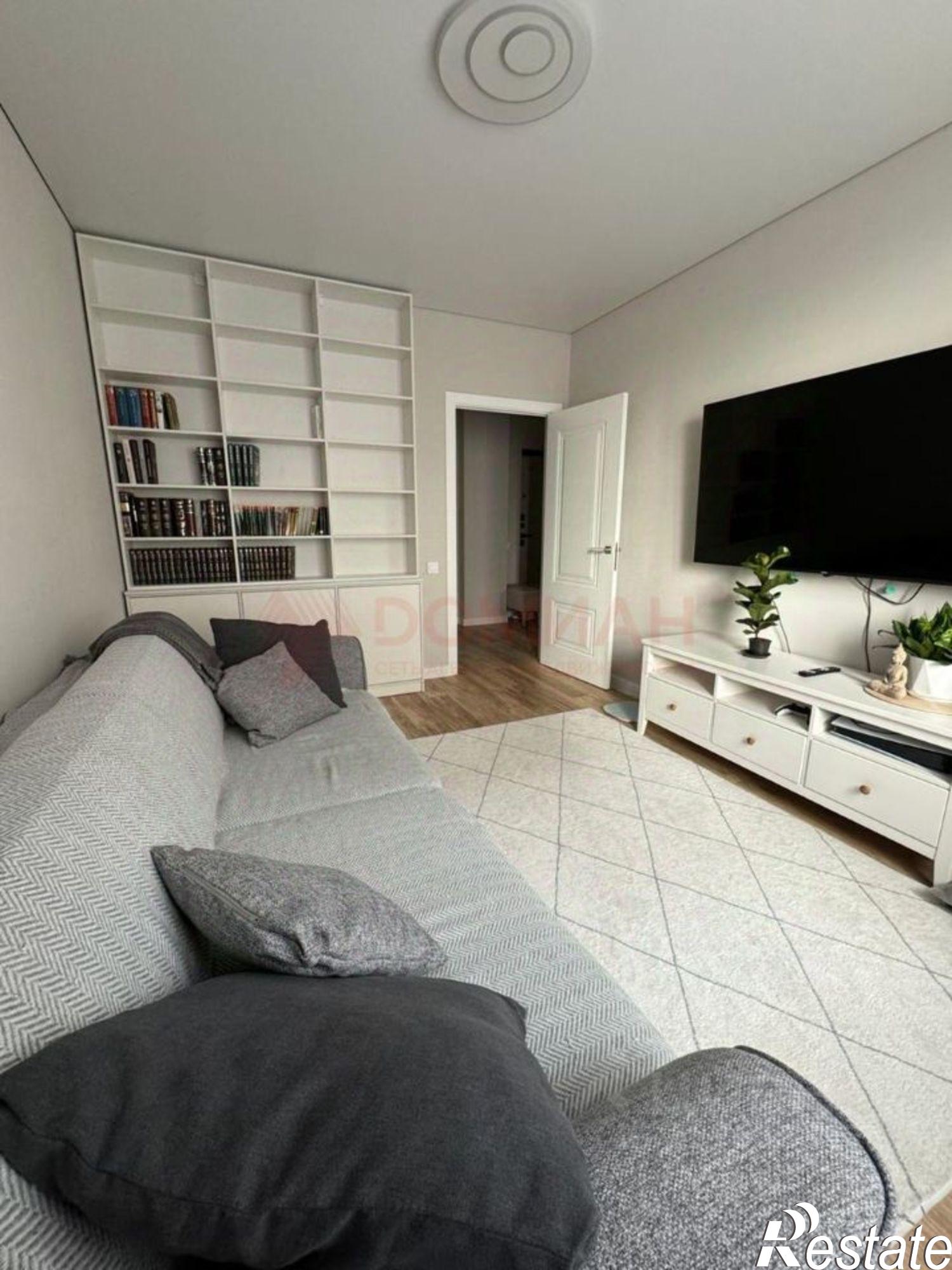 Купить квартиру за 10 899 000 рублей на 26-я линия, 35/1