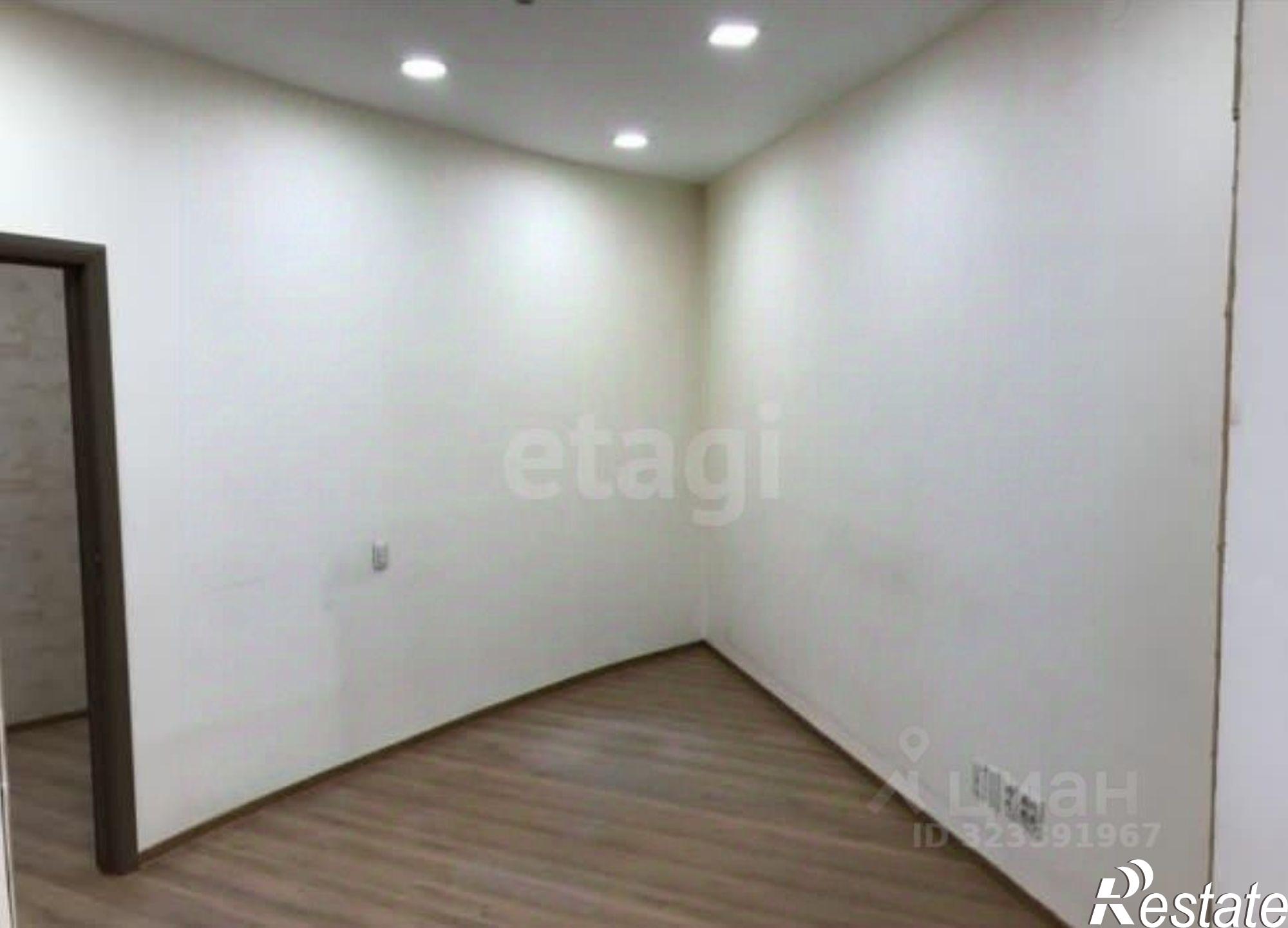 Купить квартиру за 28 450 000 рублей на ул Социалистическая, 215