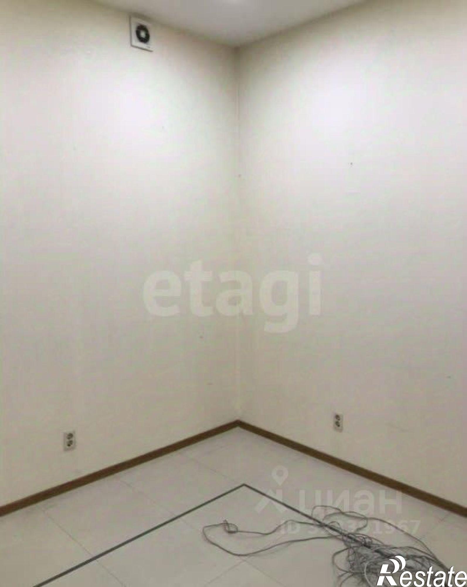 Купить квартиру за 28 450 000 рублей на ул Социалистическая, 215