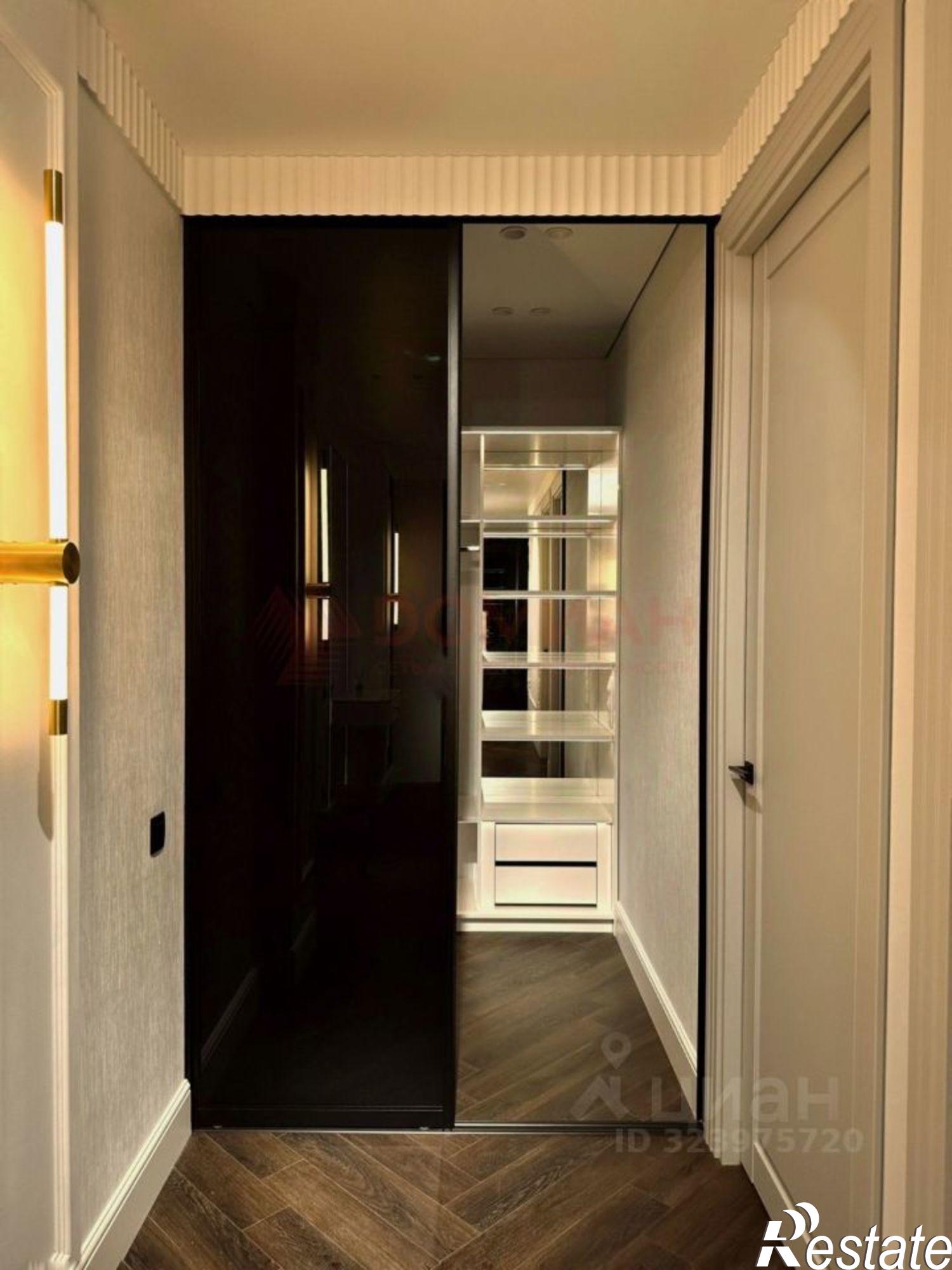 Купить квартиру за 12 990 000 рублей на ул 35-я линия, 26Я