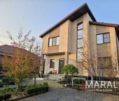 коттедж 194 кв м 2-я Праздничная, 16