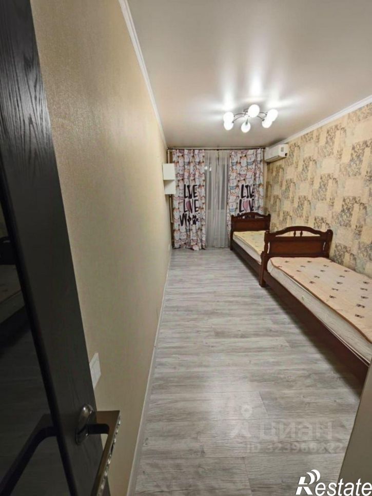 3-комн квартира улица Зорге, 16,  д. 16