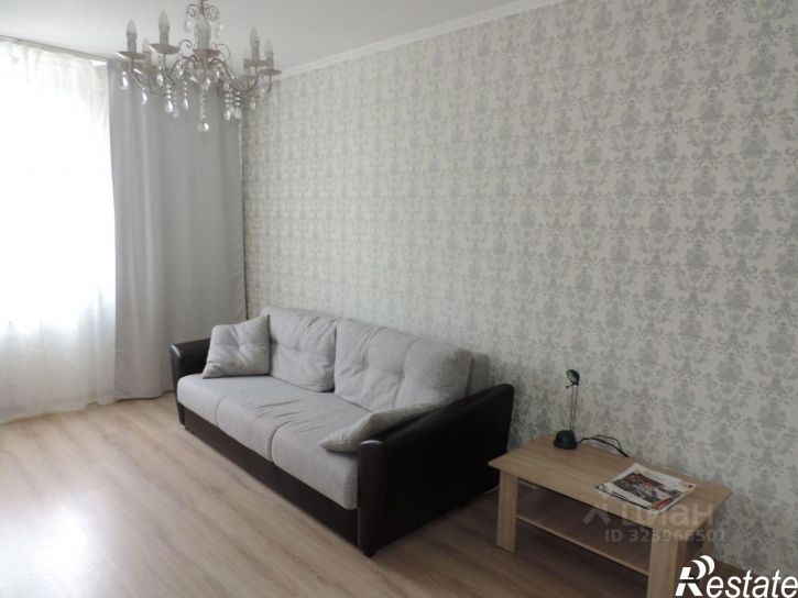 2-комн квартира улица Закруткина, 61,  д. 61