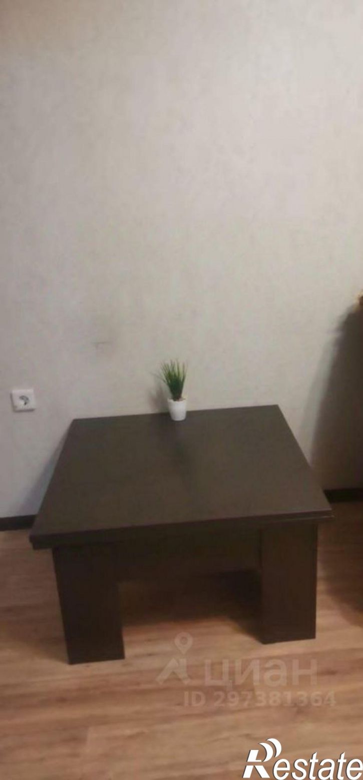 2-комн квартира улица Александра Печёрского, 7/3,  д. 7/3