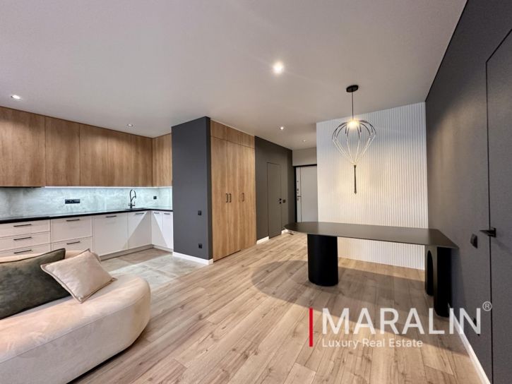 4-комн квартира Ворошиловский 82/4,