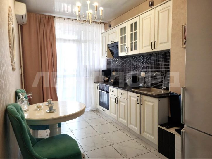 2-комн квартира 2-я Баррикадная улица, 4